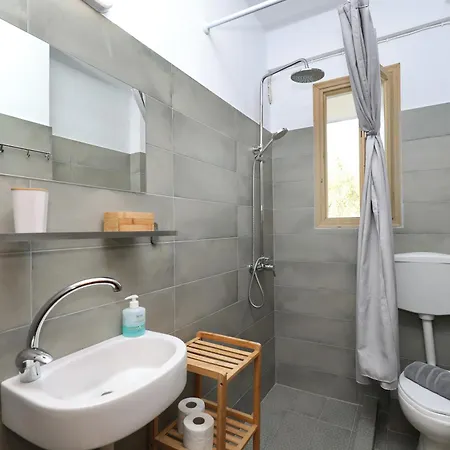 Skopelos Evergreen * ستافيلوس