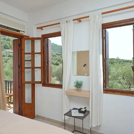 Skopelos Evergreen شقة