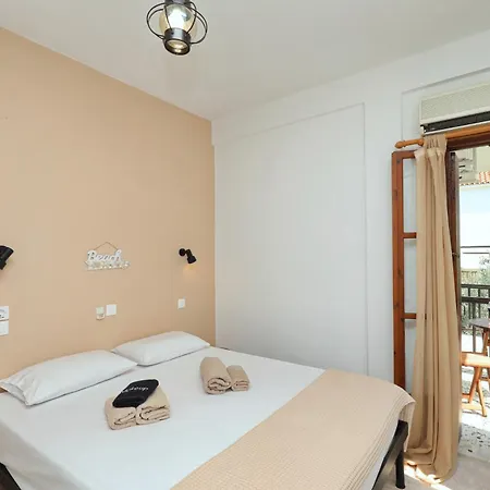 Skopelos Evergreen * Stafylos