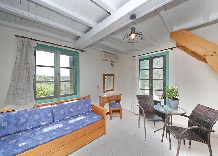 Skopelos Evergreen Stafylos